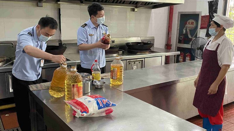 零食批发厂家直供