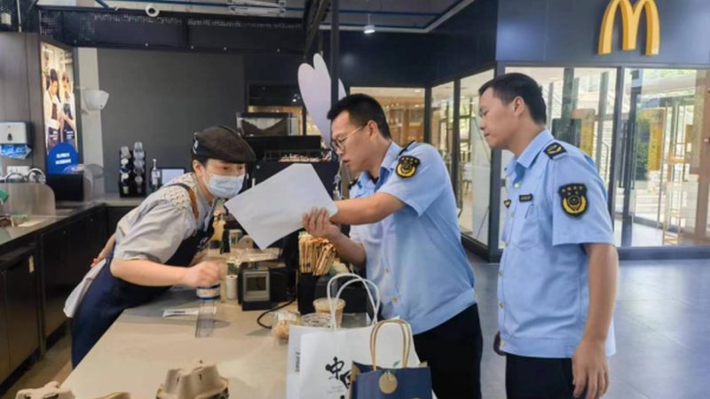 散装坚果与袋装坚果：品质与选择的较量